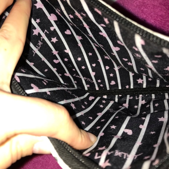 BETSEY JOHNSON MINI CROSS BODY MINI BAG WRISTLET - Picture 6 of 8